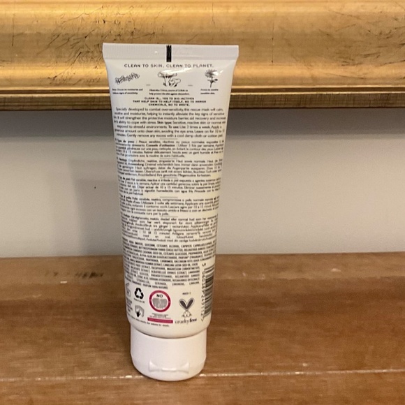 REN Evercalm facial mask - Picture 2 of 2